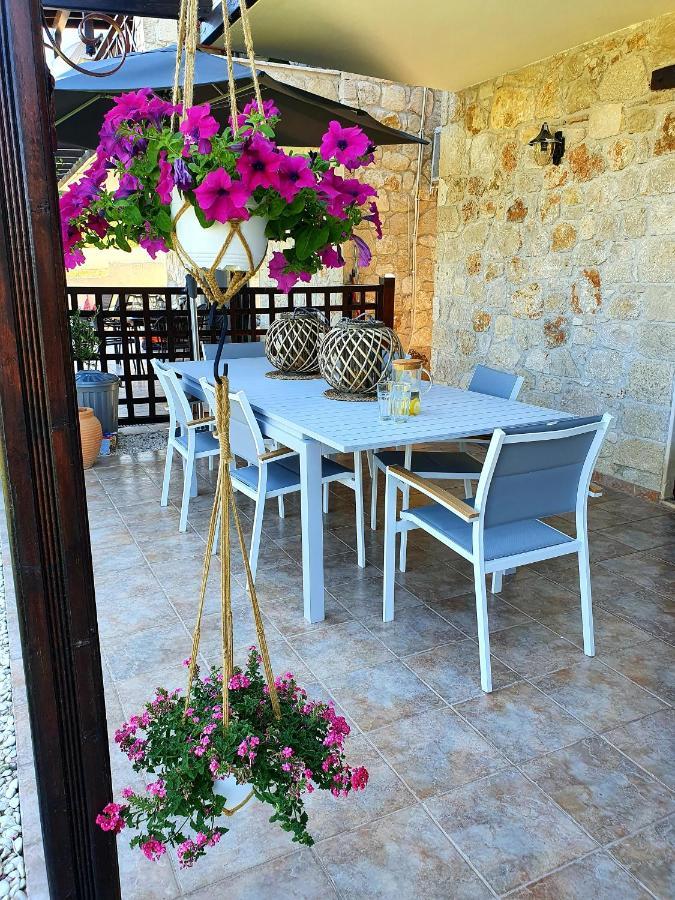 Villa Sandra 크리오피지 외부 사진